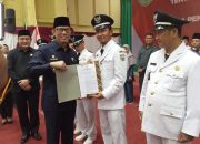 Kades Dan Perangkat Desa Terima SK Perpanjangan Jabatan